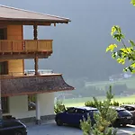 Ξενοδοχείο Hotel-garni 