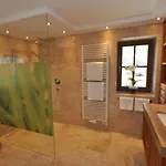Ξενοδοχείο Hotel-garni 